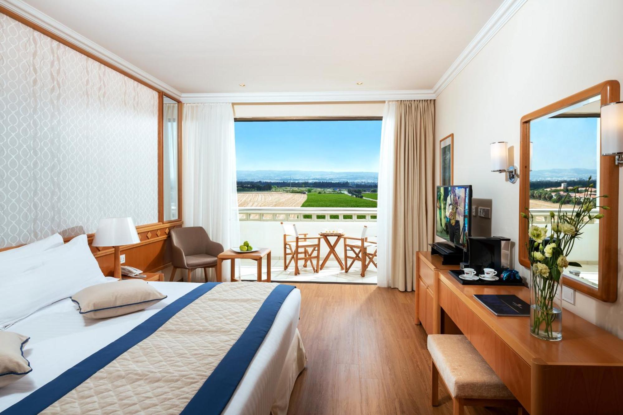 Classic Familienzimmer für 3 Personen mit Verbindungstür und Landblick