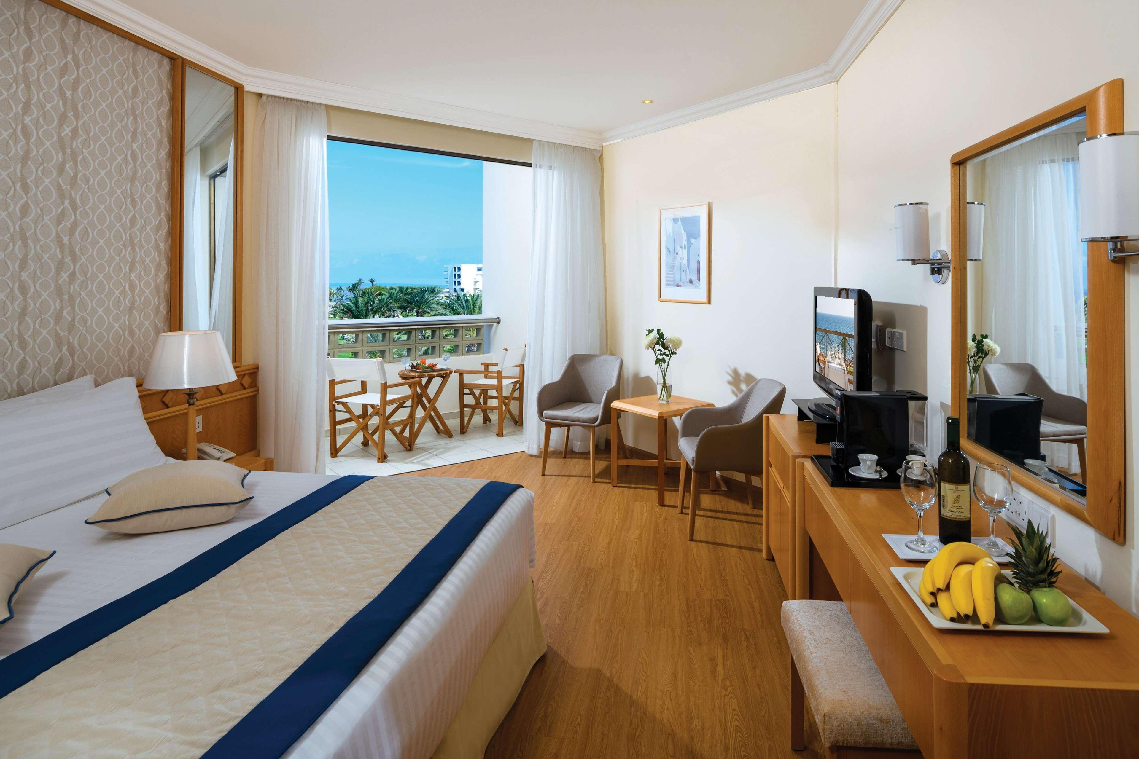 Classic Familienzimmer mit Verbindungstür und eingeschränktem Meerblick - 3 Zimmer