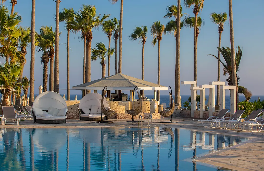 Leonardo Plaza Cypria Maris Beach Hotel & Spa (Adults Only)-1